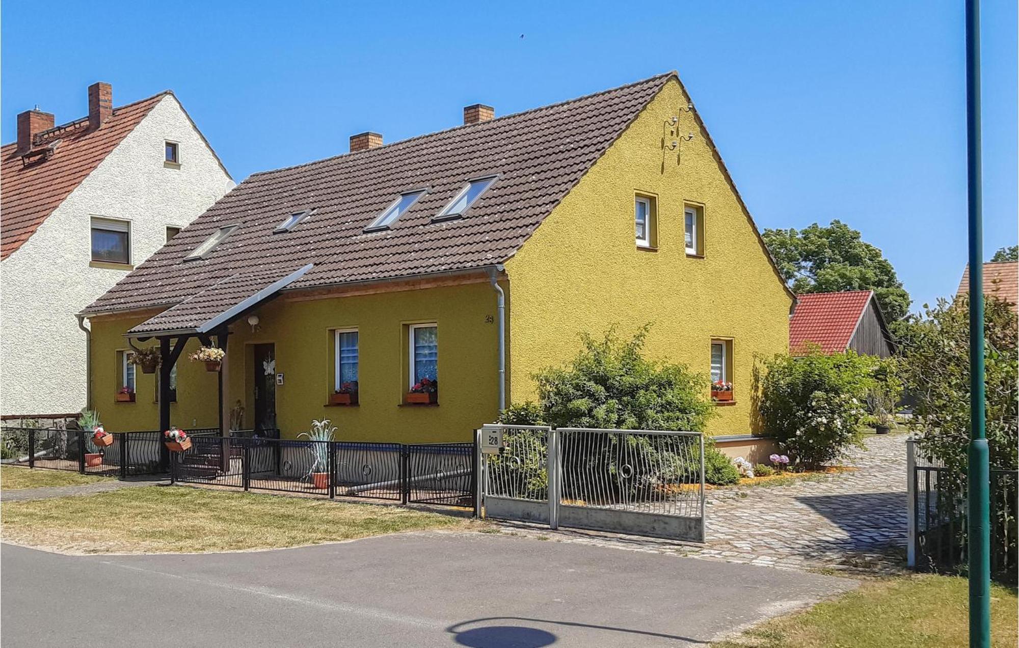 Nice Home In Neu Zauche Ot Caminche With Wifi Caminchen Buitenkant foto